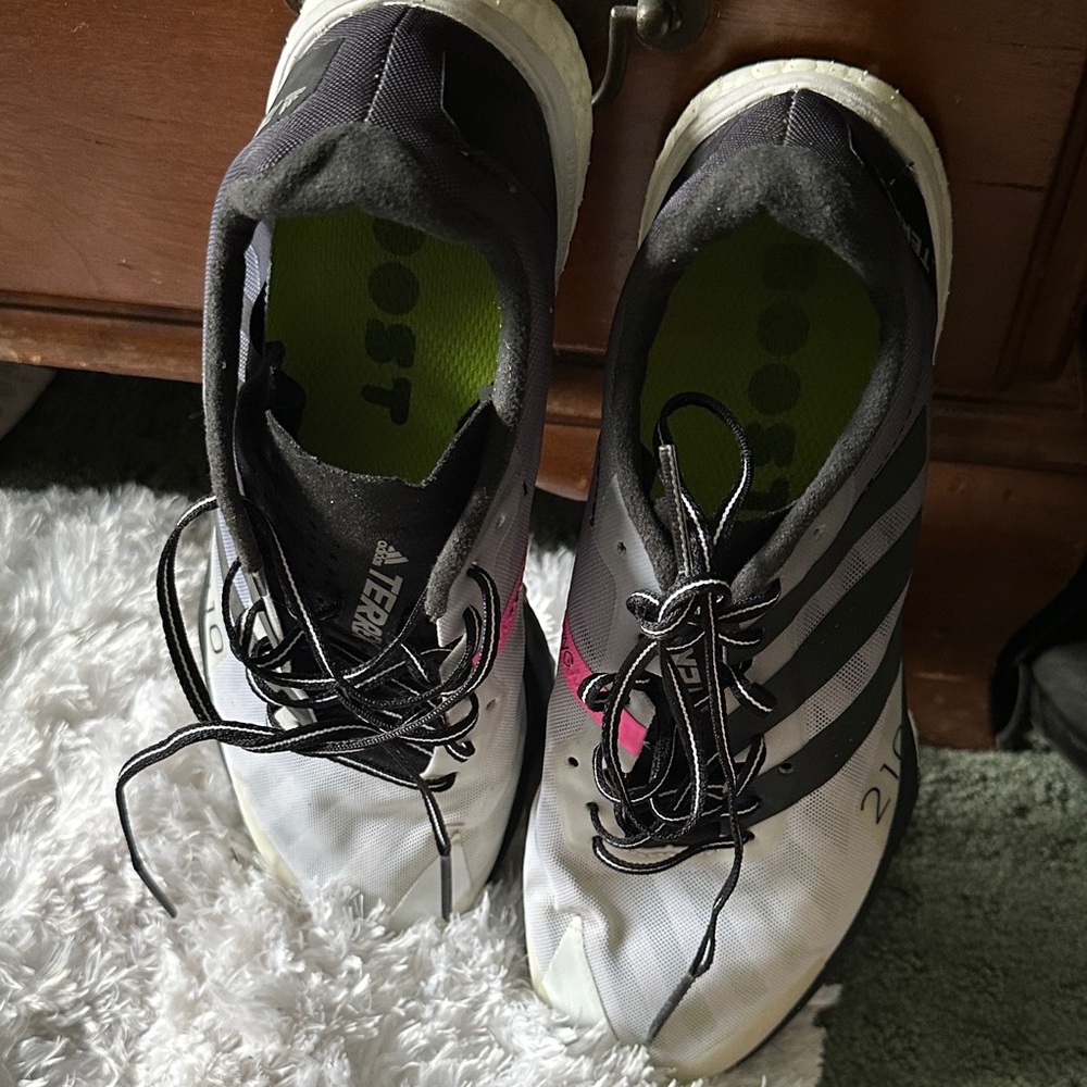 adidas White and Black Athletic Shoes - Picture 7 of 7